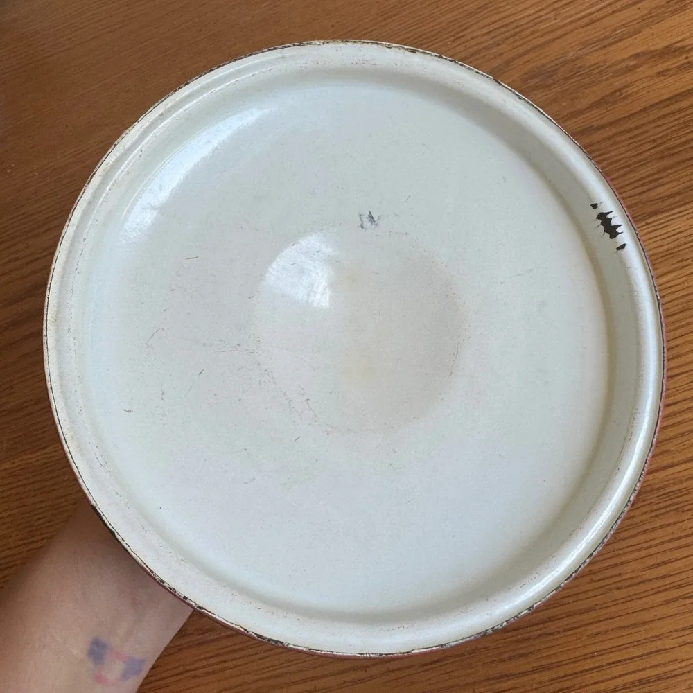 Vintage‎ White Enamelware Pot Lid with Red Trim and Handle REPLACEMENT Decor